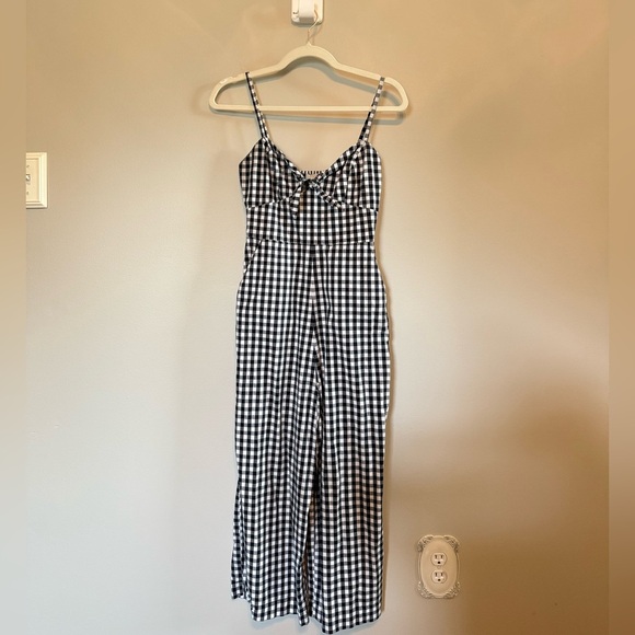 Giani Bini • Gingham Black and White Jumpsuit Sz XS Cutout Front Pockets - Picture 1 of 10